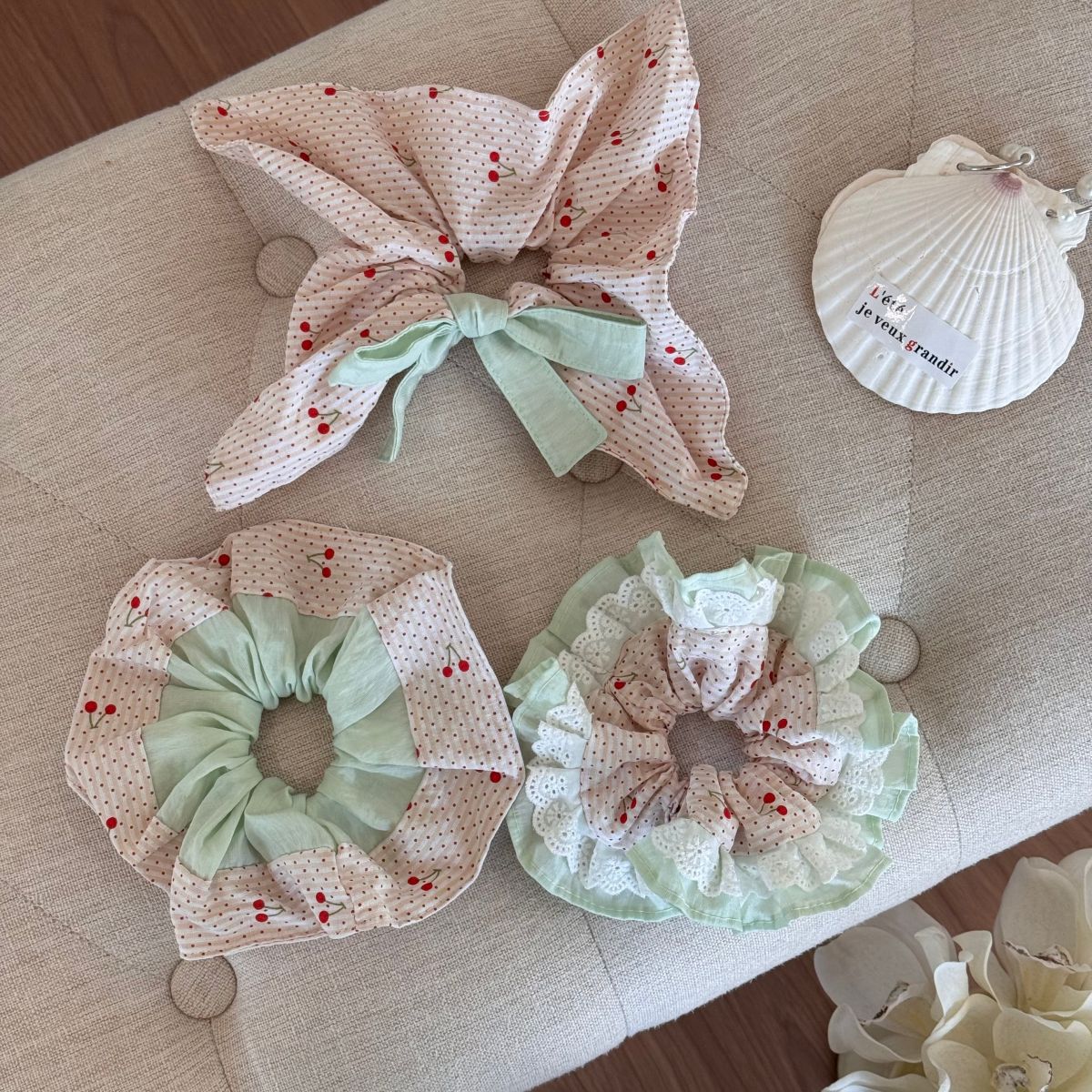 繽紛櫻桃大腸圈髮圈－細節特寫2｜https://igowo.tw/