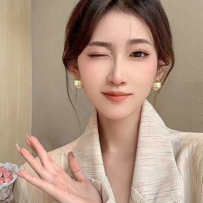 S925珍珠垂墜復古耳環－細節特寫49｜https://igowo.tw/