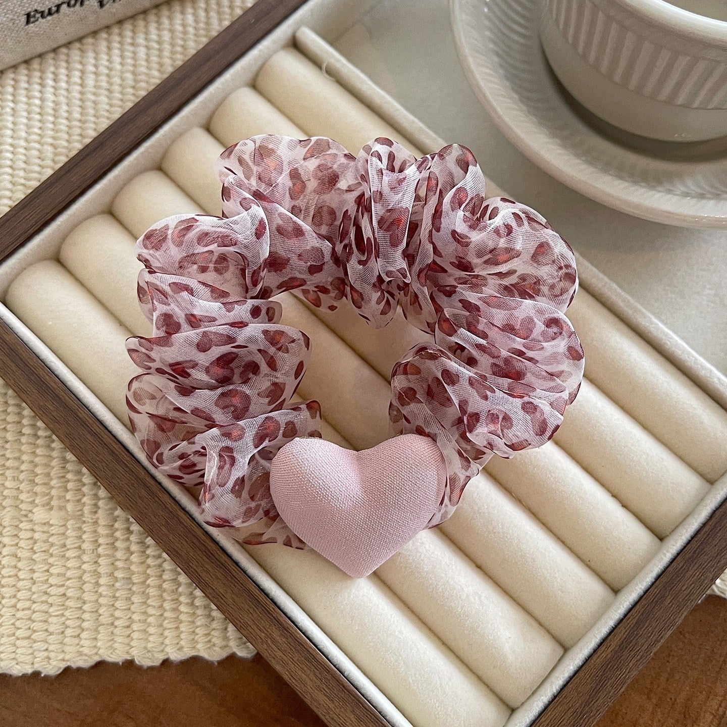 網紗愛心碎花髮圈