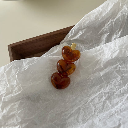 壓克力愛心復古髮夾