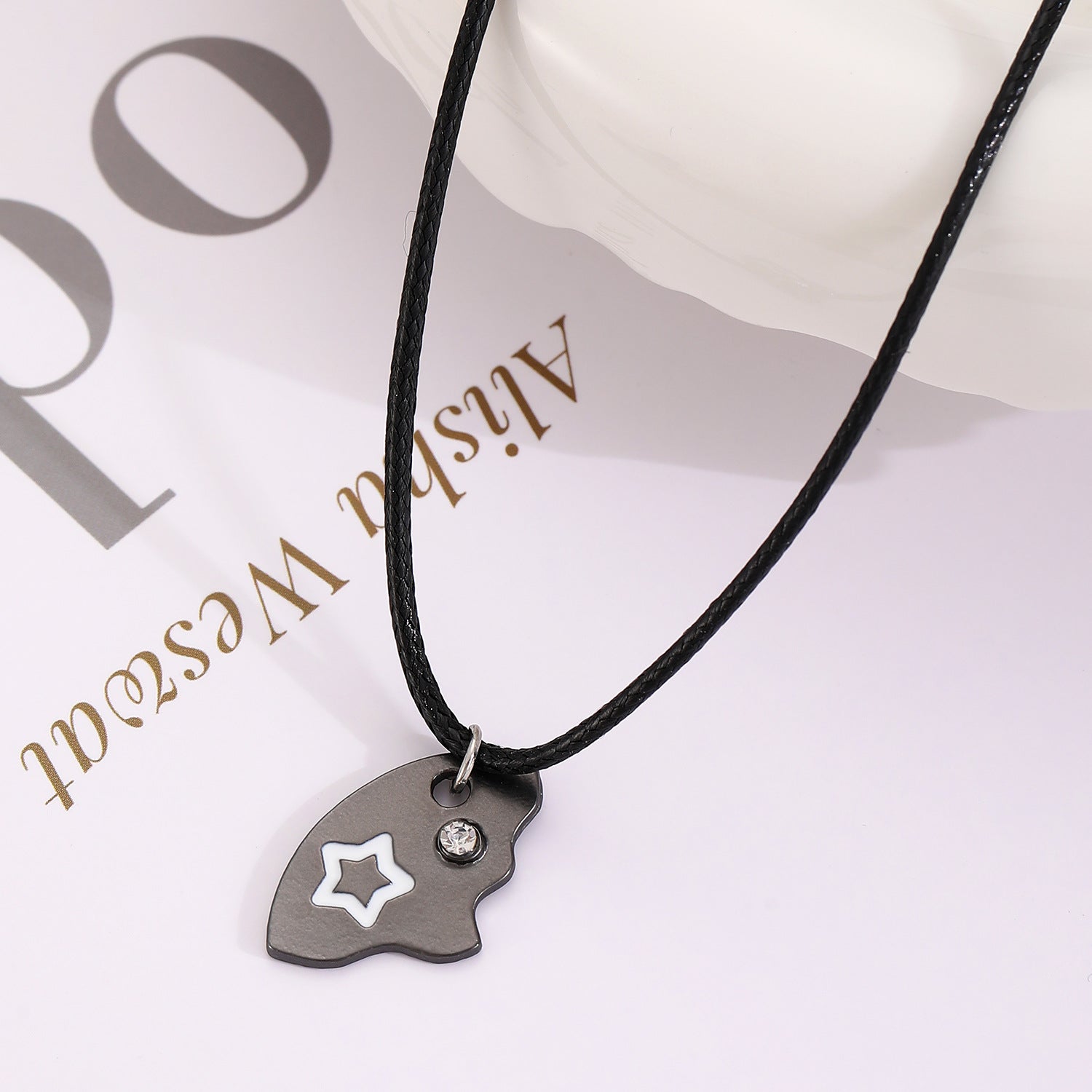 金屬星星項鍊兩件組－白K X226款細節2｜https://igowo.tw/