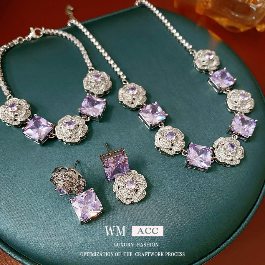鋯石花朵項鍊耳環組－商品主圖｜https://igowo.tw/