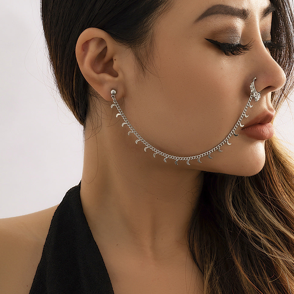 金屬月亮鏈條流蘇耳釘－商品主圖｜https://igowo.tw/