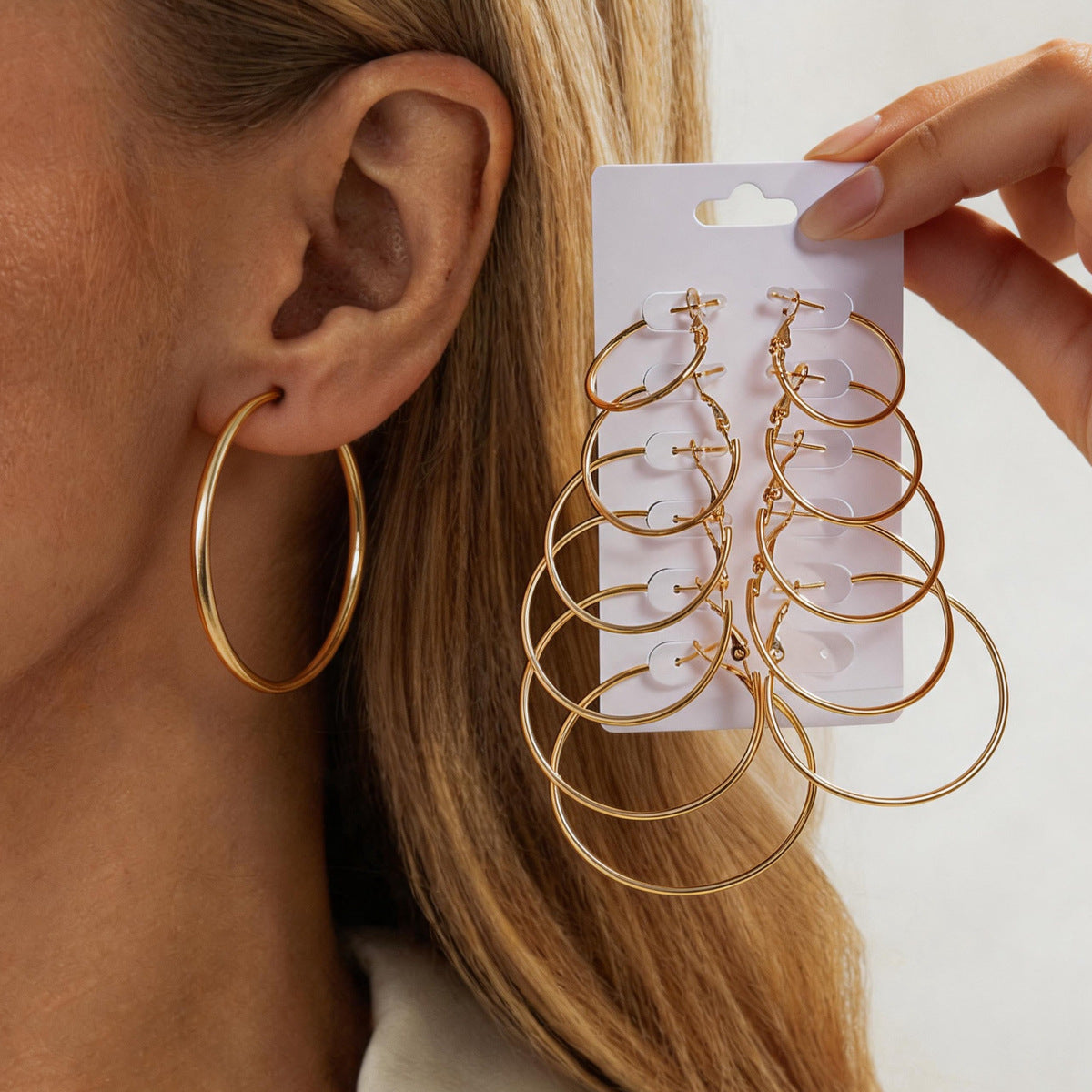 圓圈簡約耳環－商品主圖｜https://igowo.tw/