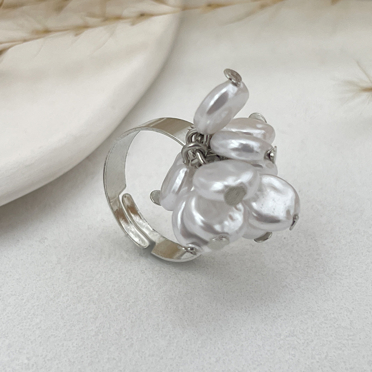 珍珠金屬羽毛花朵戒指