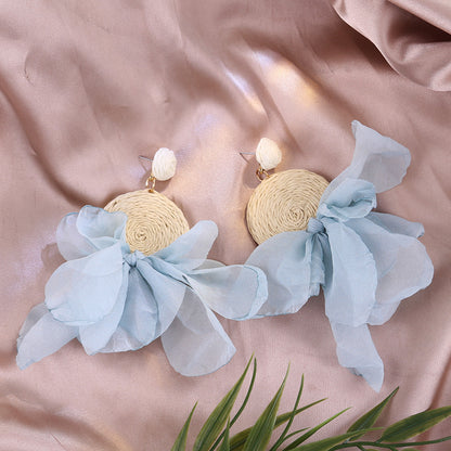 星星花朵耳環－/藍色款細節｜https://igowo.tw/