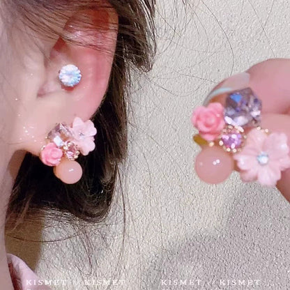 白色花朵耳環－金款細節｜https://igowo.tw/