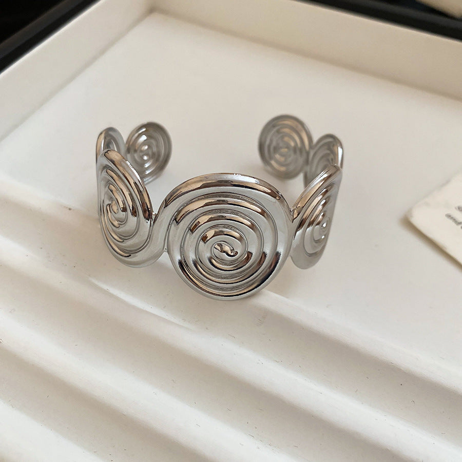 金屬花朵戒指套組－細節特寫46｜https://igowo.tw/