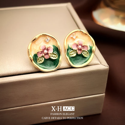 金色花朵復古電鍍耳釘－商品主圖｜https://igowo.tw/