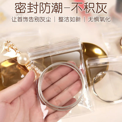 透明簡約耳環－細節特寫1｜https://igowo.tw/