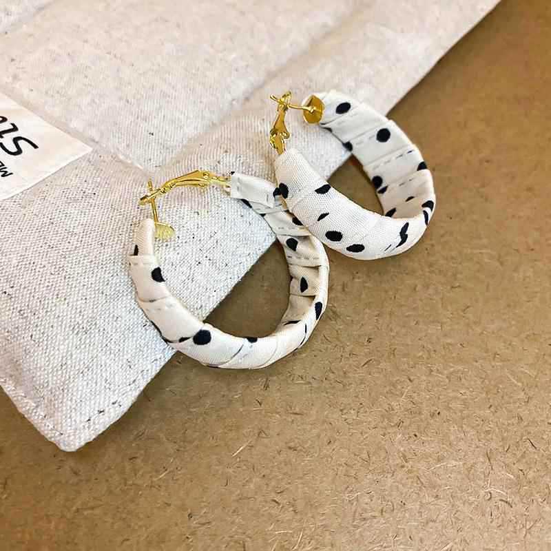 銀針布藝纏繞波點幾何形耳圈復古港風簡約耳環小眾高級感百搭耳飾