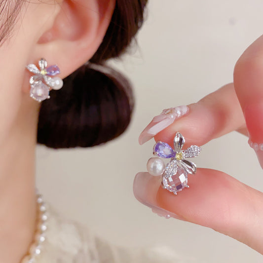 S925珍珠鋯石花朵耳釘－商品主圖｜https://igowo.tw/