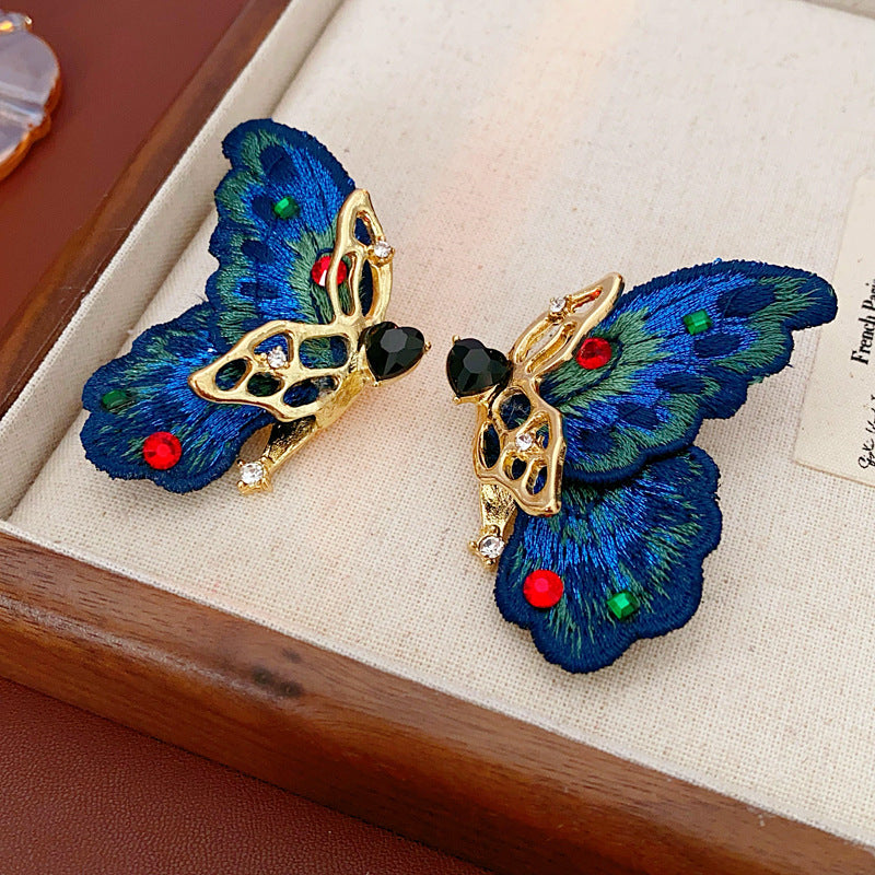 銀針蝴蝶愛心刺繡耳釘