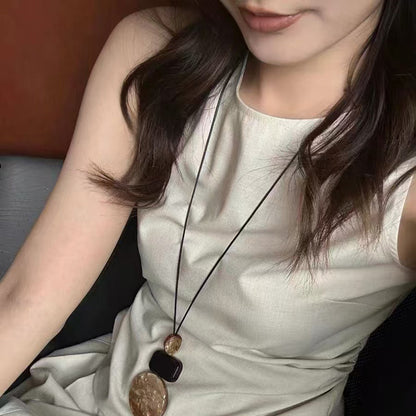樹脂誇張項鍊－18#項鍊-黑色款實拍｜https://igowo.tw/