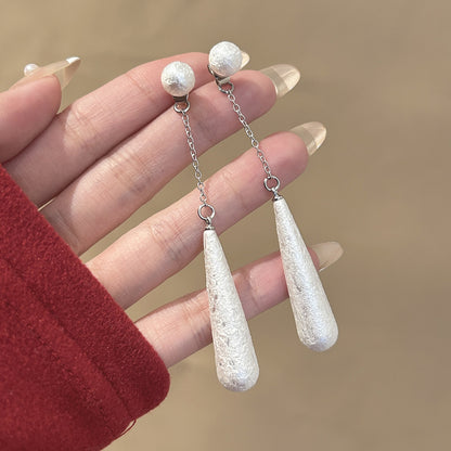 珍珠銀針水滴流蘇飾品－2/銀色珍珠水滴款細節｜https://igowo.tw/