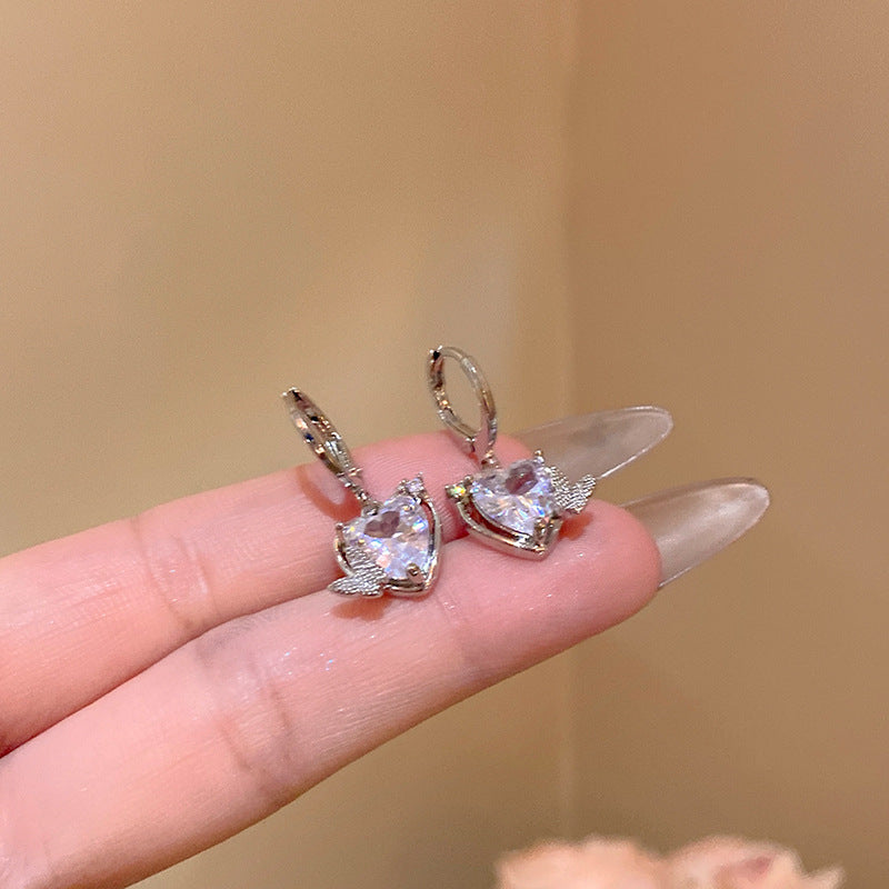 韓系精致愛心鋯石耳扣耳環