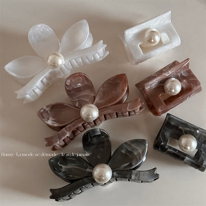 珍珠花朵復古鯊魚夾－商品主圖｜https://igowo.tw/
