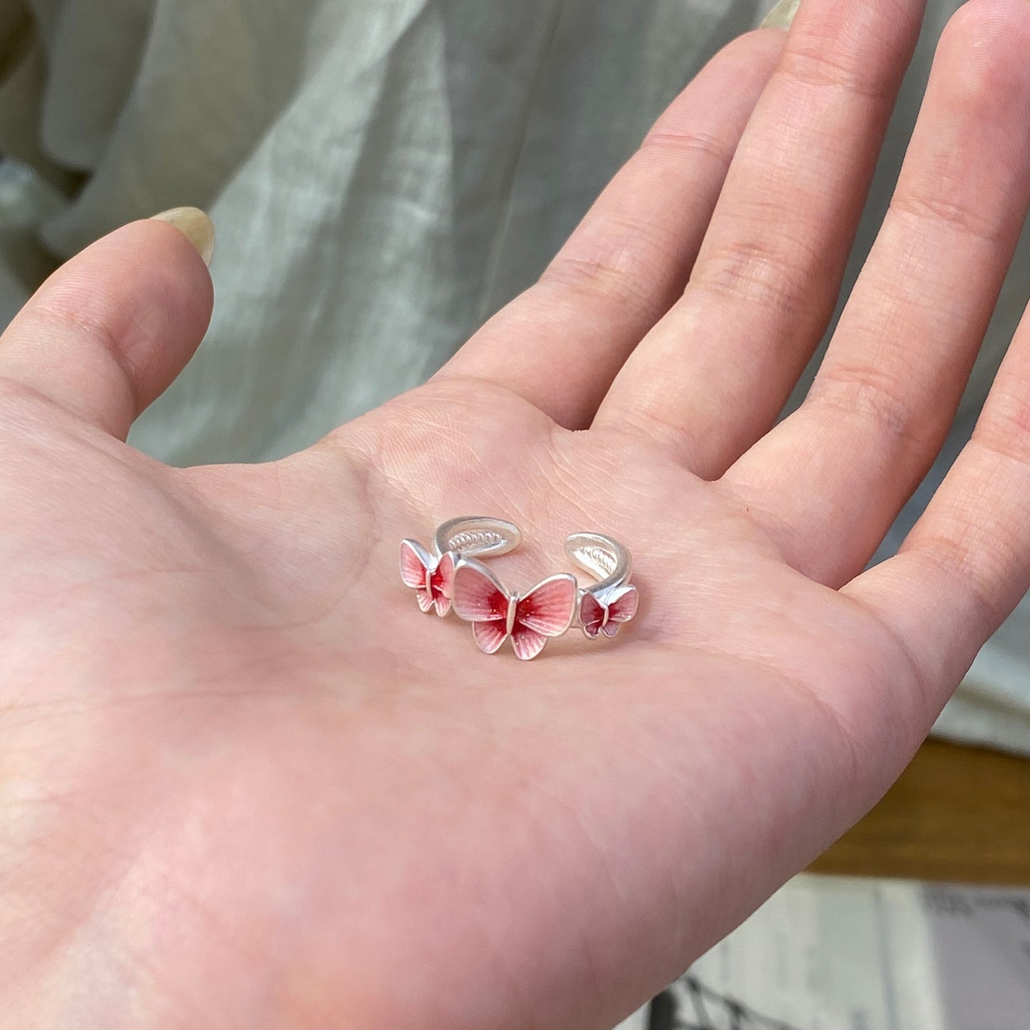 琺瑯蝴蝶可調式戒指