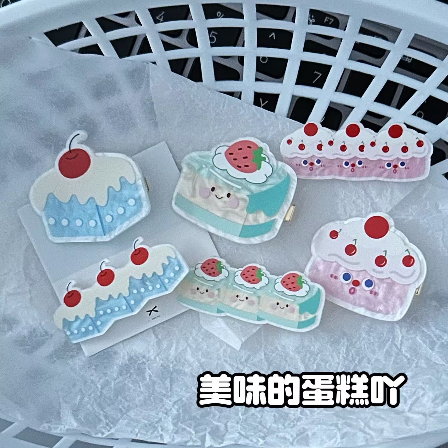 壓克力甜點卡通髮夾－商品主圖｜https://igowo.tw/