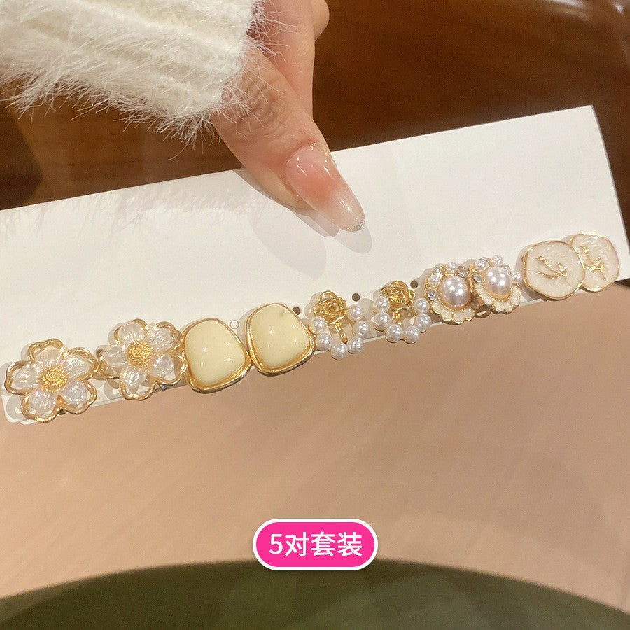 琺瑯簡約耳釘套組－細節特寫43｜https://igowo.tw/
