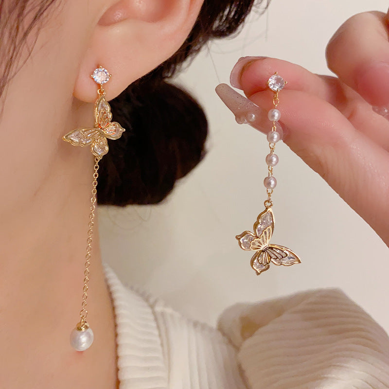 蝴蝶流蘇不對稱耳墜－商品主圖｜https://igowo.tw/