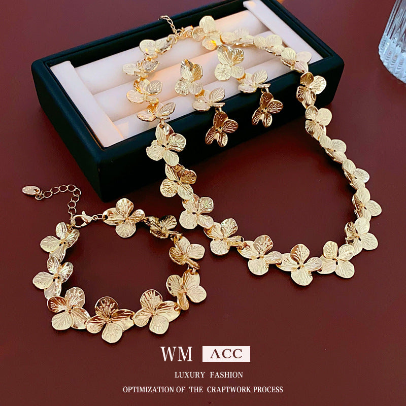 金屬花朵復古簡約項鍊－項鍊-金色款細節1｜https://igowo.tw/