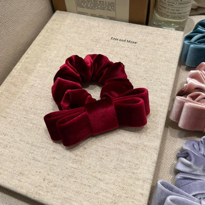 絨面蝴蝶結大腸圈髮圈－入桃粉款細節｜https://igowo.tw/