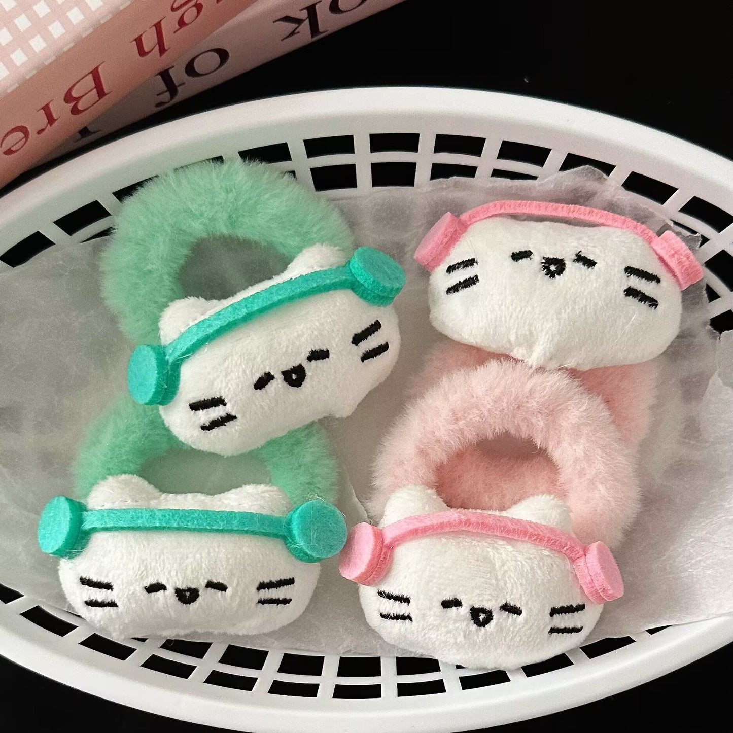 絨面卡通髮圈－商品主圖｜https://igowo.tw/