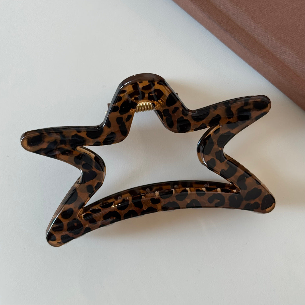 棕色豹紋鯊魚夾