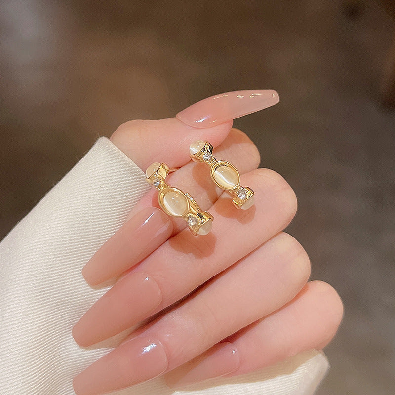 法式復古輕奢貓眼石耳環