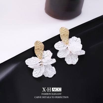 銀針貝殼花朵耳環