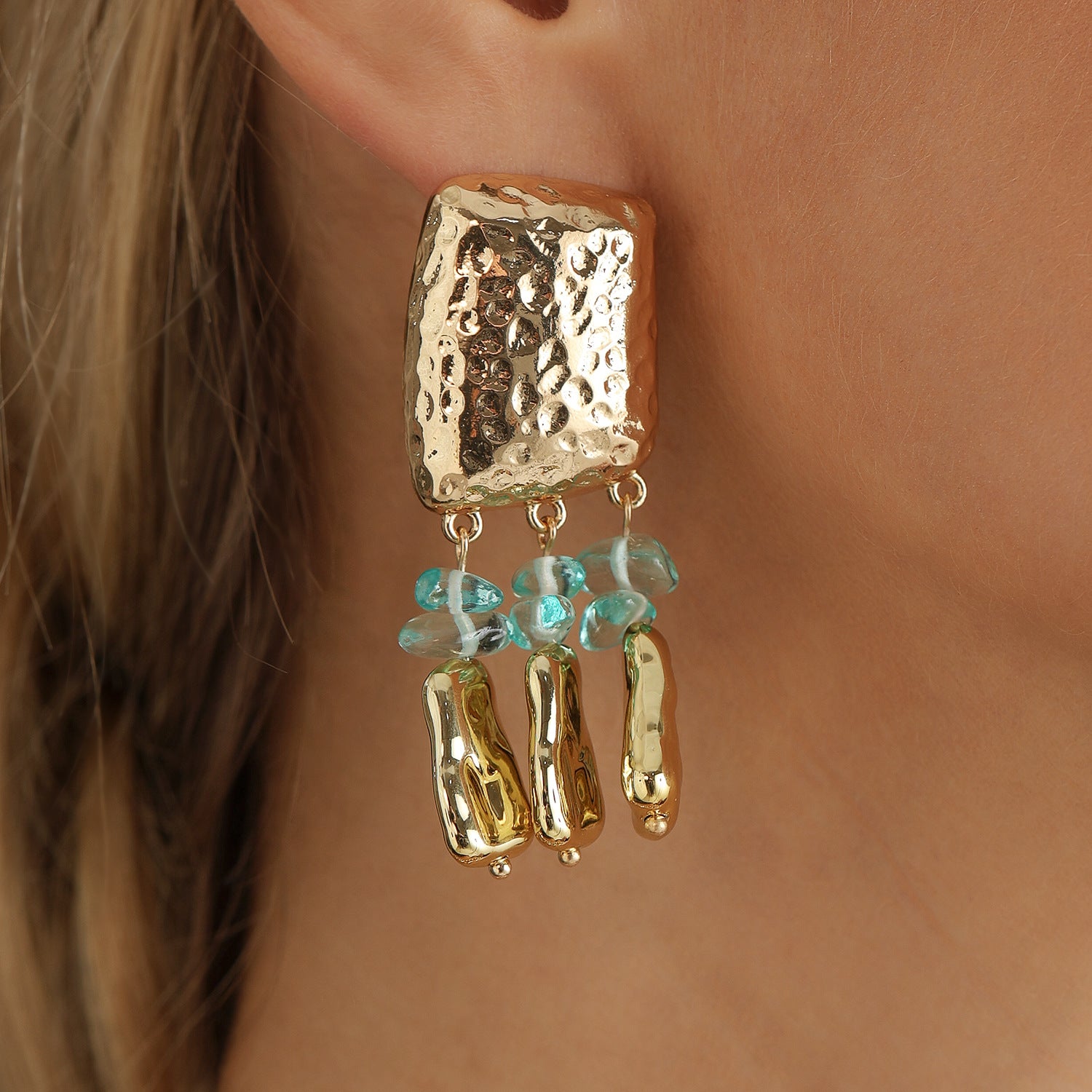 彩色金屬耳釘－3#墨藍色款細節1｜https://igowo.tw/