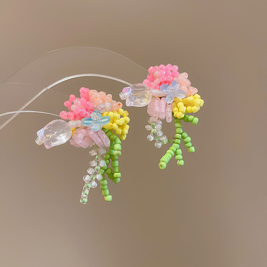 水晶串珠花朵流蘇耳釘－細節特寫5｜https://igowo.tw/