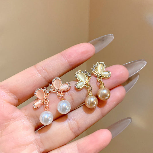貓眼石珍珠蝴蝶耳墜－商品主圖｜https://igowo.tw/