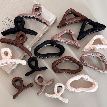 棕色布面纏繞鯊魚夾－第二視角實拍｜https://igowo.tw/