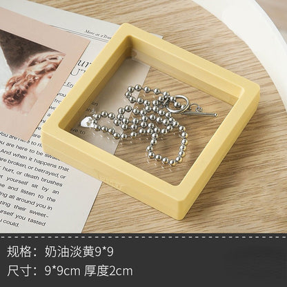 透明簡約耳釘－細節特寫4｜https://igowo.tw/