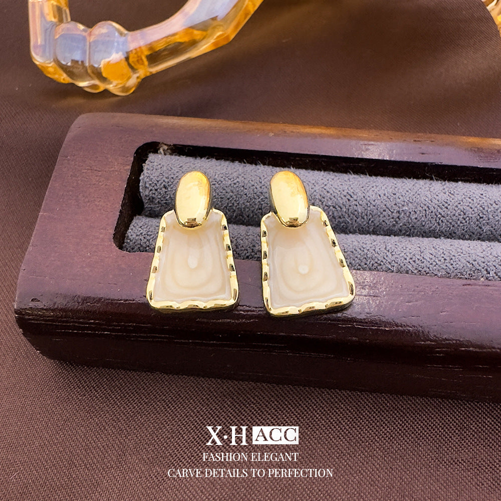 琺瑯銀針方形小巧耳釘－商品主圖｜https://igowo.tw/