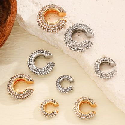 鋯石C形鑲鑽耳夾套組－細節特寫2｜https://igowo.tw/