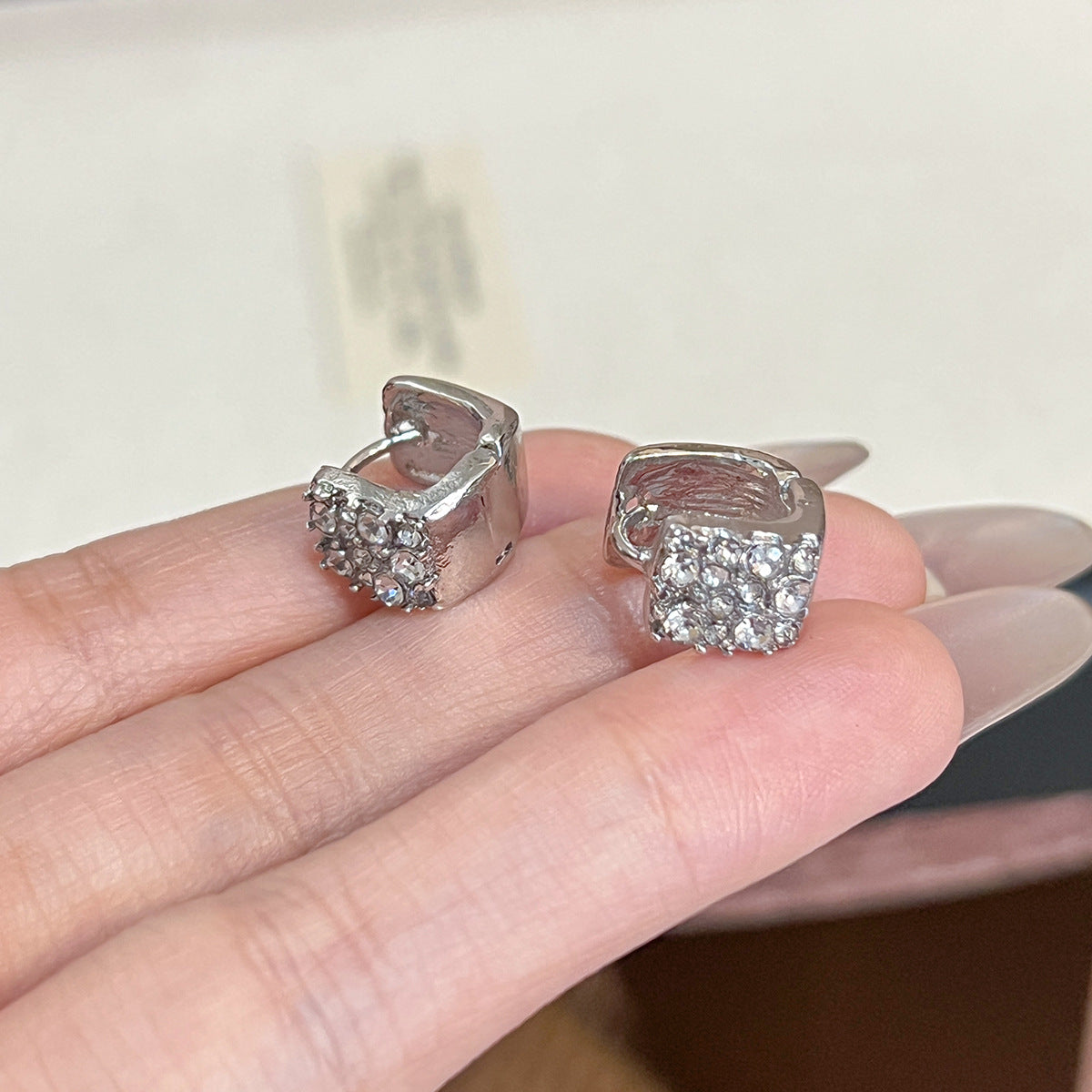 方形鑲鑽簡約耳環