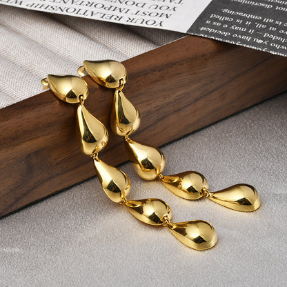 金色水滴流蘇復古耳釘－商品主圖｜https://igowo.tw/