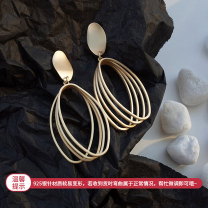 銀針簡約耳環－細節特寫34｜https://igowo.tw/
