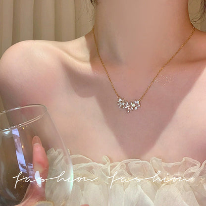 珍珠愛心墜飾項鍊－細節特寫155｜https://igowo.tw/