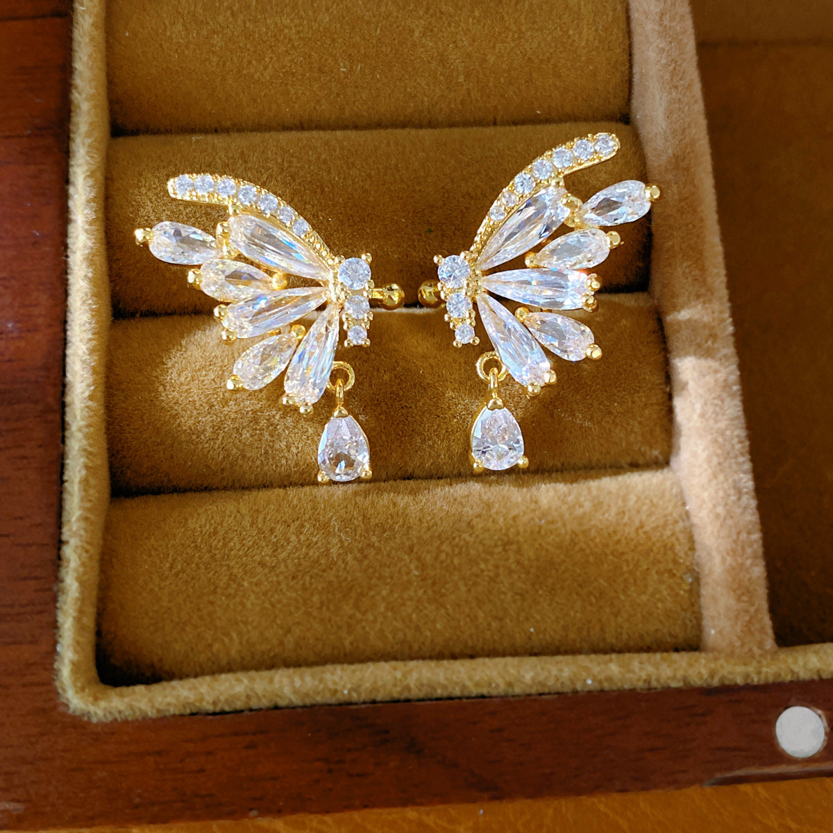 金色鋯石蝴蝶電鍍耳夾