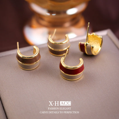 撞色琺瑯C形復古耳釘－銀針-紅色款實拍｜https://igowo.tw/