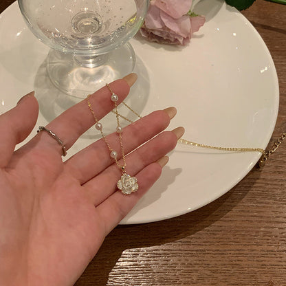 珍珠花朵鑲鑽項鍊－項鍊-金色花朵款實拍｜https://igowo.tw/
