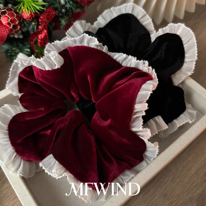珍珠大腸圈復古髮圈－絲絨珍珠紅色髮圈款細節｜https://igowo.tw/