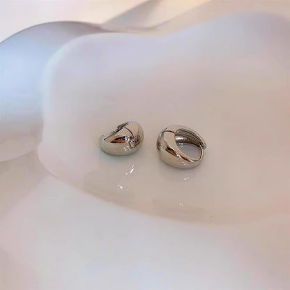 水滴素圈耳扣