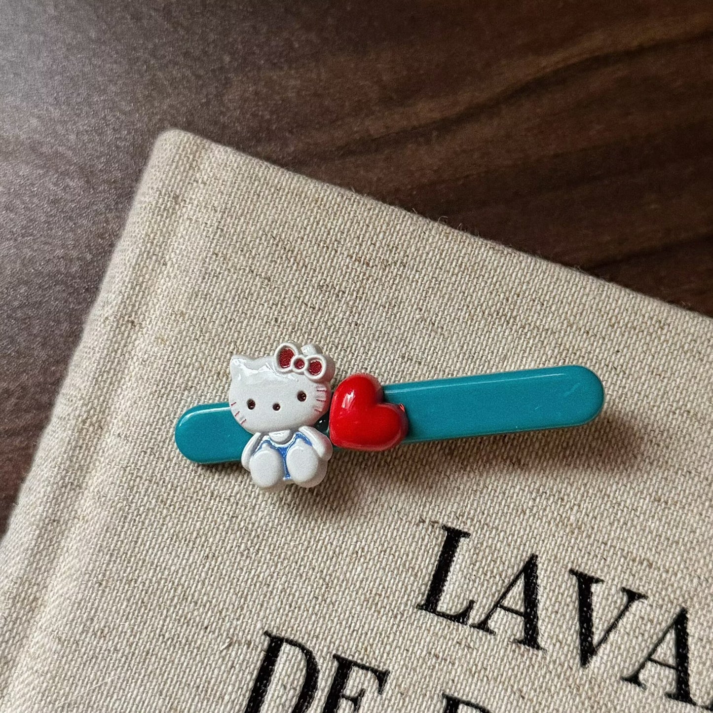 貓咪愛心髮夾