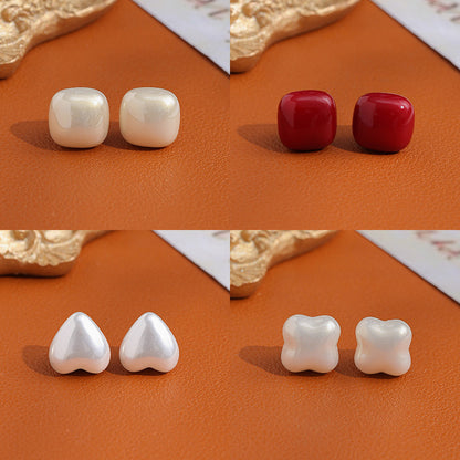 愛心方形簡約耳釘－商品主圖｜https://igowo.tw/