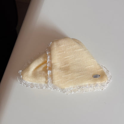 蕾絲布面三角形鯊魚夾